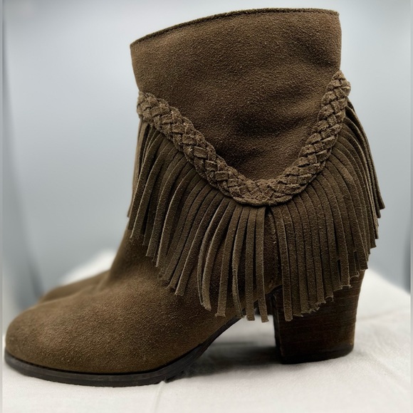 Sbicca Vintage Collection Olive Green Fringe Booties Size 7.5 - Picture 12 of 13